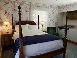 Harbourside Inn