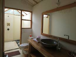 Gili Lumbung Bungalow