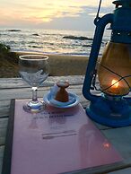 Yala Waves Beach Resort