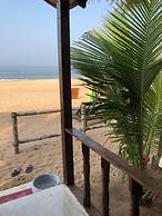 Madhu Beach Huts