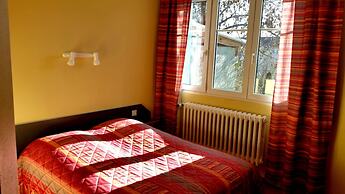 Logis Hôtel Restaurant du Cygne