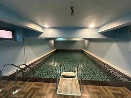 Hotel Mount Regency