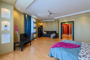 Apartments on Pionerskaya