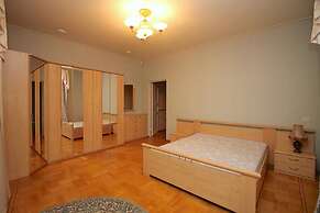 Lakshmi Apartment 4k Kurskaya