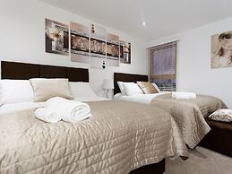 Live in Leeds Sky Penthouse