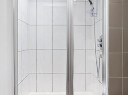 Live in Leeds Sky Penthouse