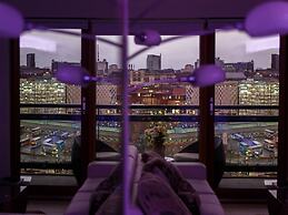 Live in Leeds Sky Penthouse