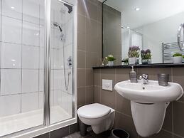 Live in Leeds Sky Penthouse