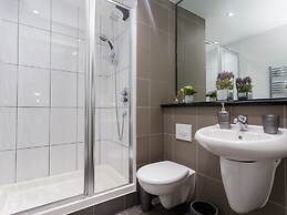 Live in Leeds Sky Penthouse