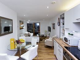 Live in Leeds Sky Penthouse