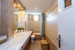 Birais Beach Studios