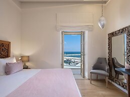 Avra Apartments Kolymbari Harbour