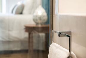 Avra Apartments Kolymbari Harbour