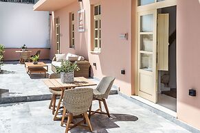 Avra Apartments Kolymbari Harbour