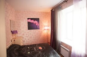 Old Flat Apartments 7