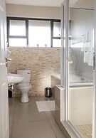 Hillside Executive Accommodation