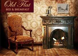 Old Flat Apartments Degtyarniy