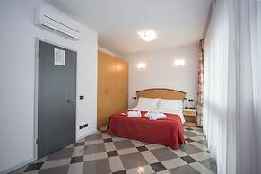 Piazzi House