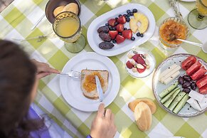 Foresta in Medias Mores