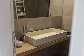 Foresta in Medias Mores