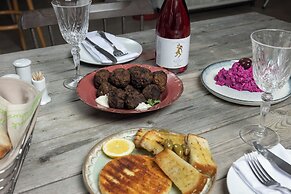 Foresta in Medias Mores