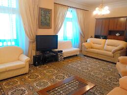 Lakshmi Club Apartment 3-bedroom