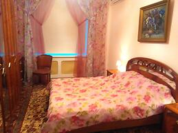 Lakshmi Club Apartment 3-bedroom