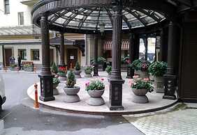 Lakshmi Club Apartment 3-bedroom