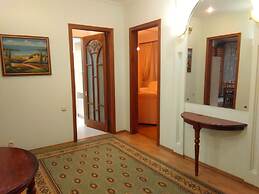 Lakshmi Club Apartment 3-bedroom