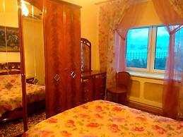 Lakshmi Club Apartment 3-bedroom