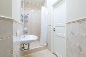 City of Rivers near Hermitage 4 Rooms