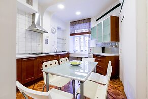 City of Rivers near Hermitage 4 Rooms