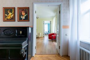 City of Rivers near Hermitage 4 Rooms