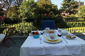 Lisander Bed & Breakfast