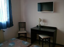 Enzo Hotels Bulgneville By Kyriad Direct