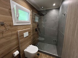 Sintrivanis Beach Resort