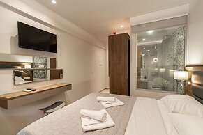 Sintrivanis Beach Resort