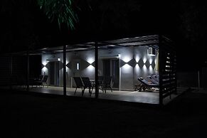 Sintrivanis Beach Resort