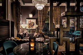 Manor House Lindley