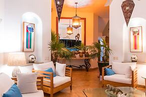 Mi Otra Casa - Adults Only