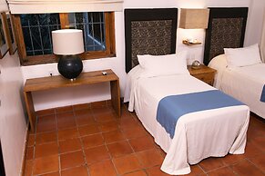 Mi Otra Casa - Adults Only