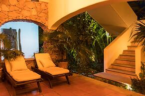 Mi Otra Casa - Adults Only