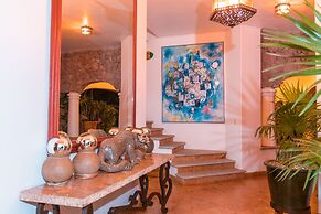 Mi Otra Casa - Adults Only