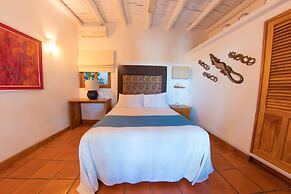 Mi Otra Casa - Adults Only