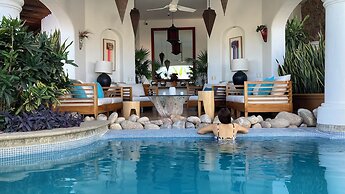 Mi Otra Casa - Adults Only