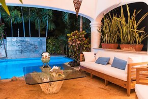 Mi Otra Casa - Adults Only