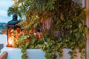 Mi Otra Casa - Adults Only