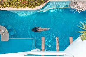 Mi Otra Casa - Adults Only