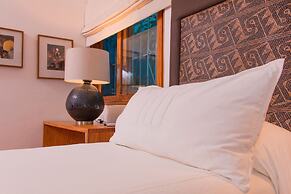 Mi Otra Casa - Adults Only