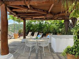 Mi Otra Casa - Adults Only